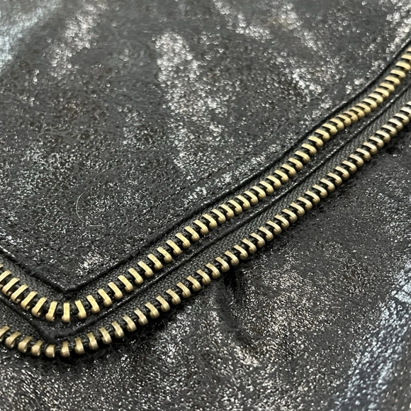 Matt&Nat Black Vegan Large Enveloppe Clutch Zipper Trim Shoulder Satchel handBag - Picture 8 of 15